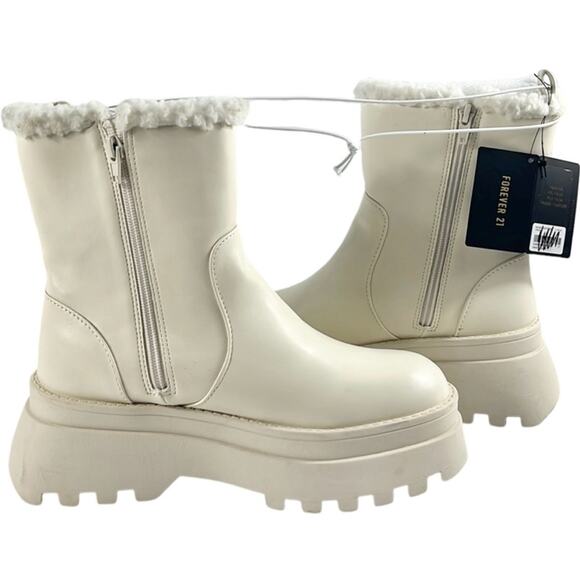 NWT Forever 21 Cream Faux Fur Bootie Size 7 - Picture 6 of 10